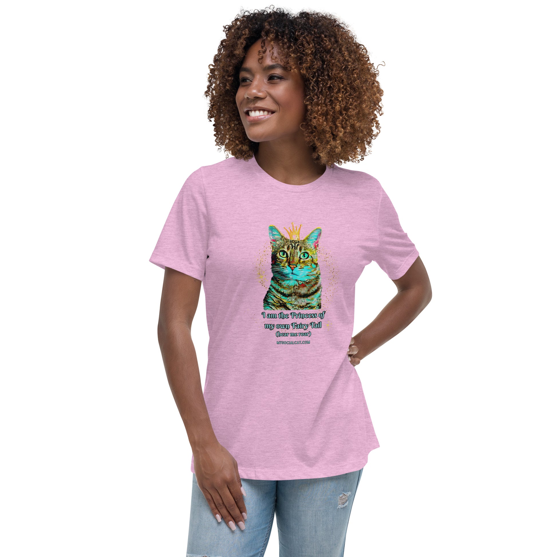 womens relaxed tee heather prism lilac front view, cat with a crown design, mysocialcat.com